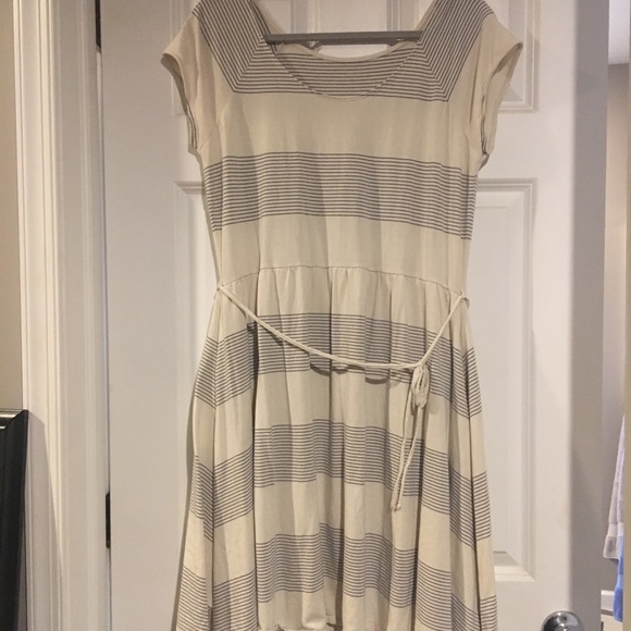 Garnet Hill Dresses & Skirts - Size 16. Full skirt dress. Garnet hill